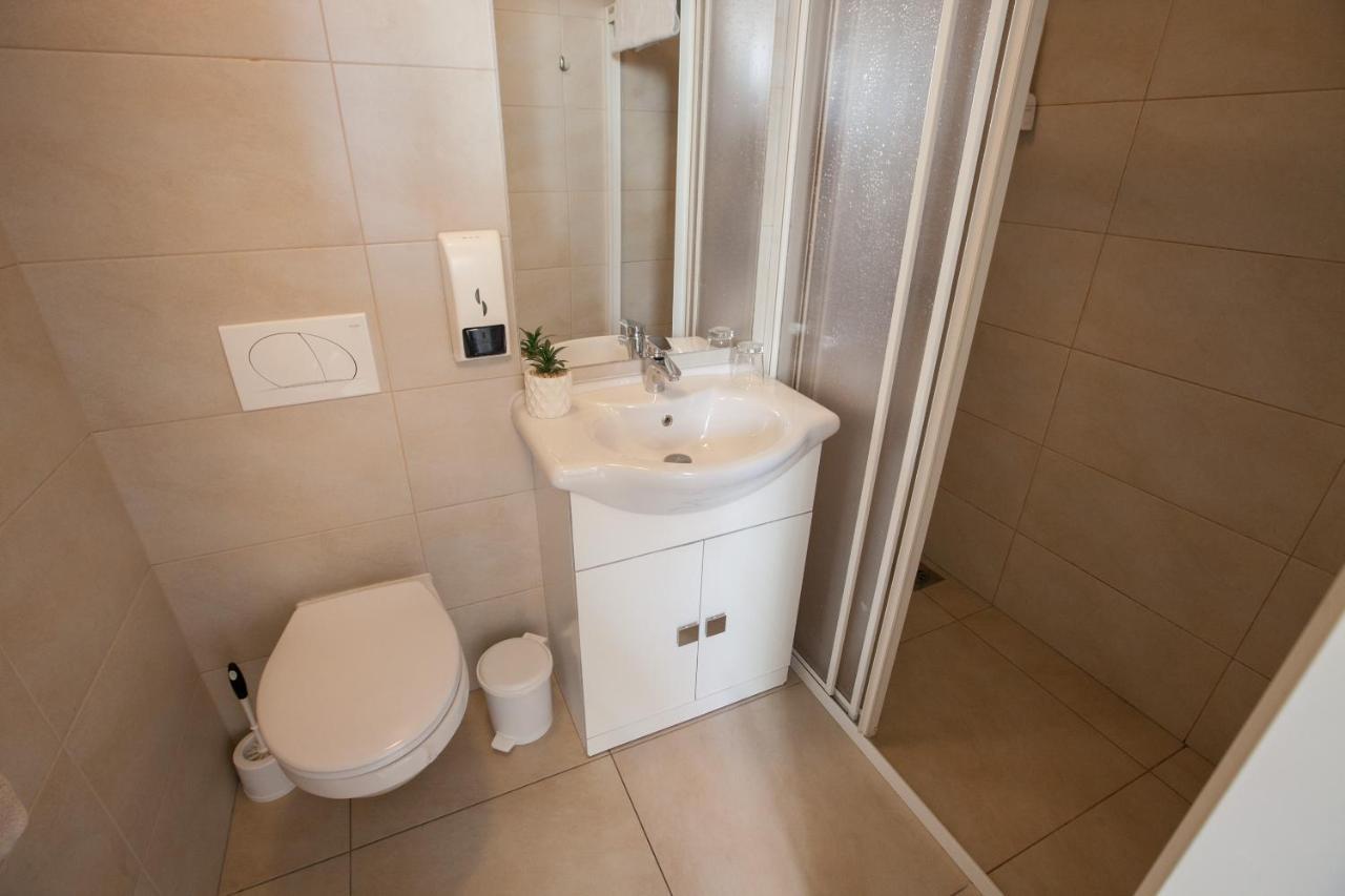 Rooms Klik Postojna Extérieur photo